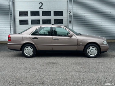 Mercedes-Benz C 1993, kuva 6/13
