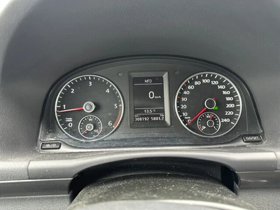 Volkswagen Touran 2013, kuva 6/7