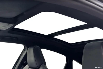 Audi Q4 e-tron 2022, photo 4/9