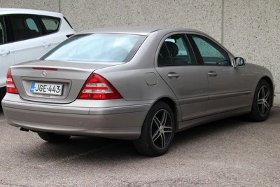 Mercedes-Benz C 200 CDi Avangarde 4d A 2005, kuva 4/10