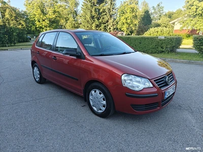 Volkswagen Polo Trendline 1,4 55 kW 4d 2005, photo 2/16