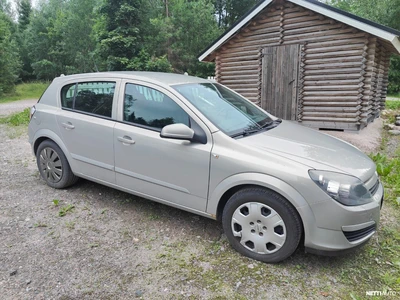 Opel Astra Hatcback 2005, kuva 4/7