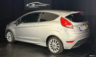 Ford Fiesta Van 2016, photo 4/7