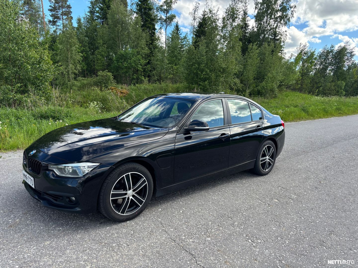 BMW 330