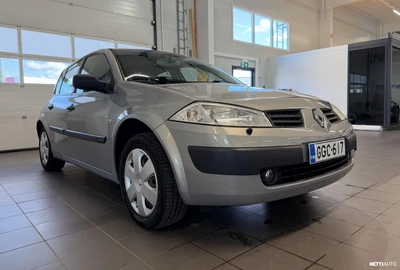 Renault Megane Hatchback 2,0 16V 5d AT 2004, photo 5/19