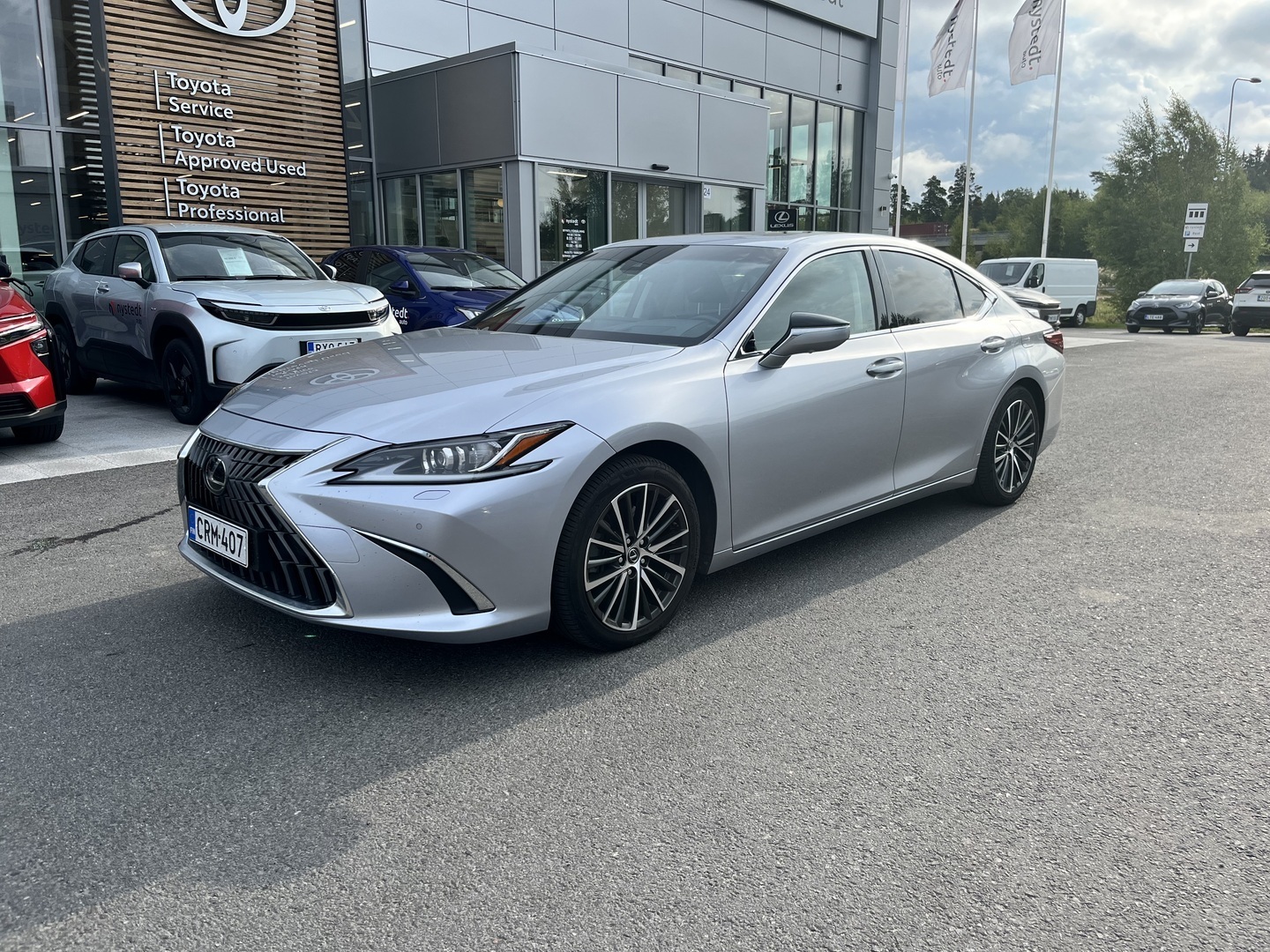 Lexus ES
