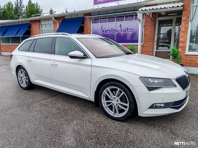 Skoda Superb 2016, photo 2/10