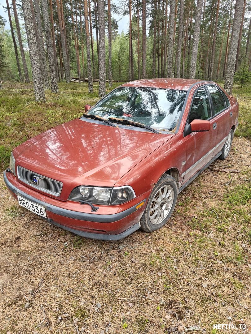 Volvo S40