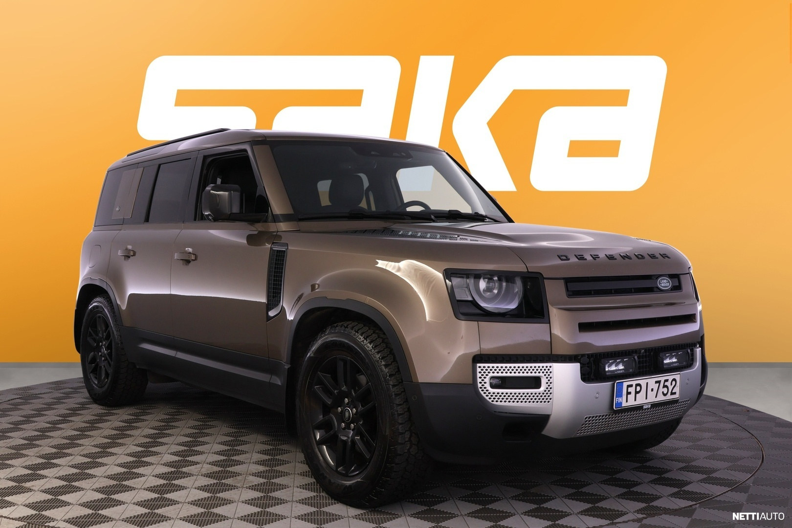 Land Rover Defender