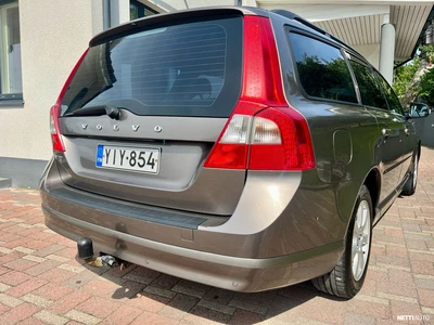 Volvo V70 2,0 Momentum Business 2008, photo 6/10
