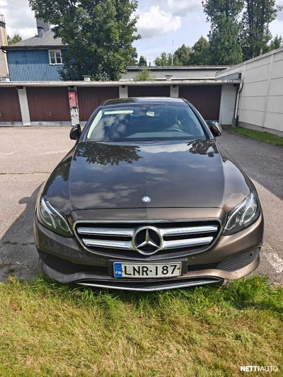 Mercedes-Benz E 2016, kuva 1/16