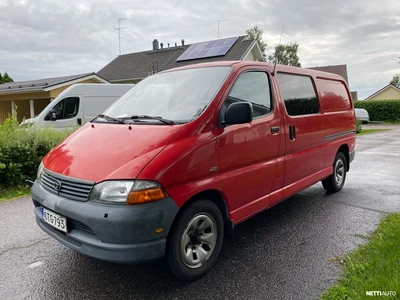 Toyota Hiace 2004, photo 1/14