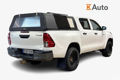 Toyota Hilux 2017, photo 2/28