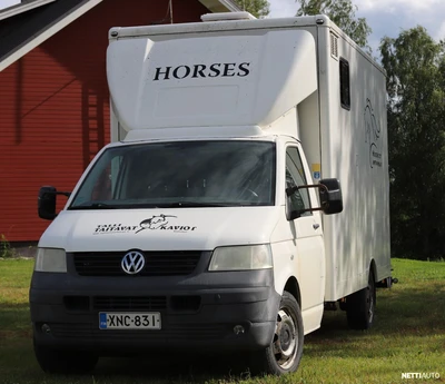 Volkswagen Transporter HEVOSKULJETUSAUTO 2011, photo 2/11