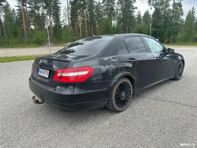 Mercedes-Benz E 2011, photo 5/9