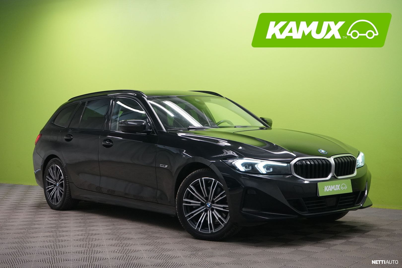 BMW 330