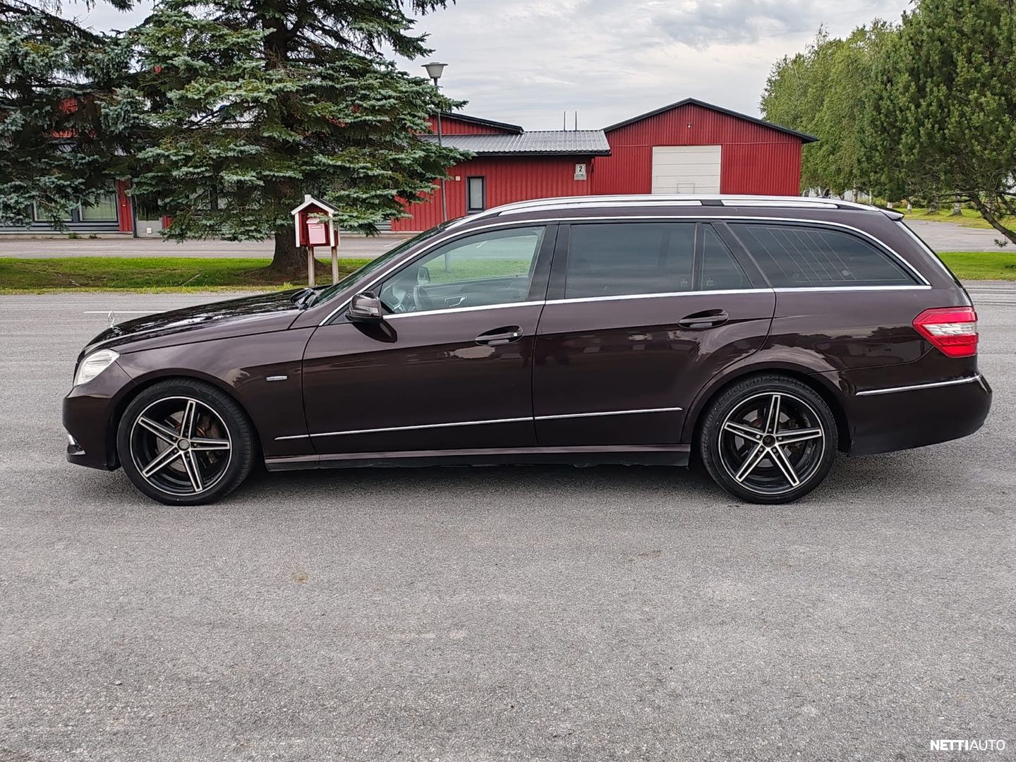 Mercedes-Benz E 2010, kuva 7/18