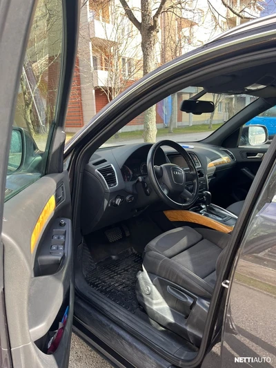Audi Q5 2,0 TDI (DPF) S tronic 2009, photo 4/8