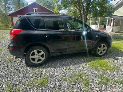 Toyota RAV4 2008, kuva 6/9