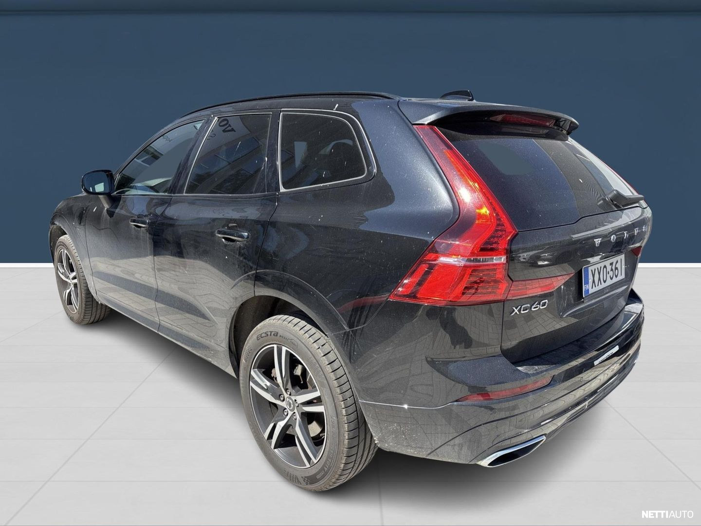 Volvo XC60 2021, photo 4/5
