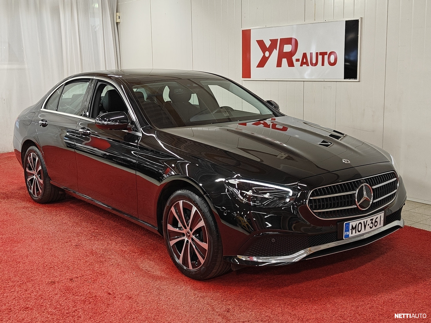Mercedes-Benz E