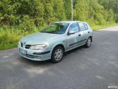 Nissan Almera 2001, photo 1/8
