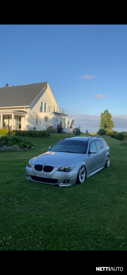 BMW 525