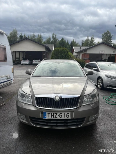 Skoda Octavia Combi 1,8 TSI Elegance 2010, photo 2/12