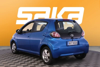 Toyota Aygo 1,0 VVT-i + 5ov 2011, photo 5/10