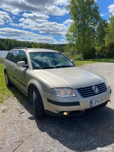 Volkswagen Passat 2004, photo 2/8