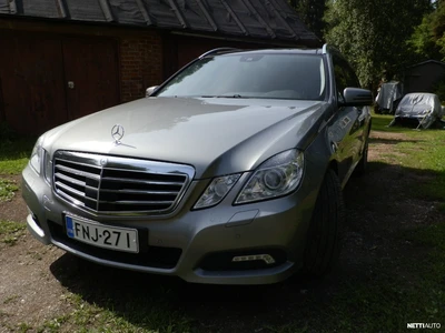 Mercedes-Benz E 350 2010, kuva 1/11