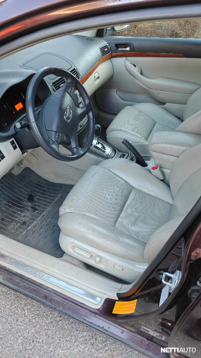 Toyota Avensis 2008, photo 5/16
