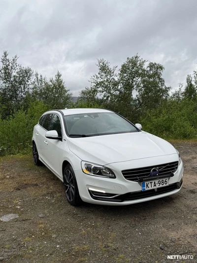 Volvo V60 2014, kuva 2/14