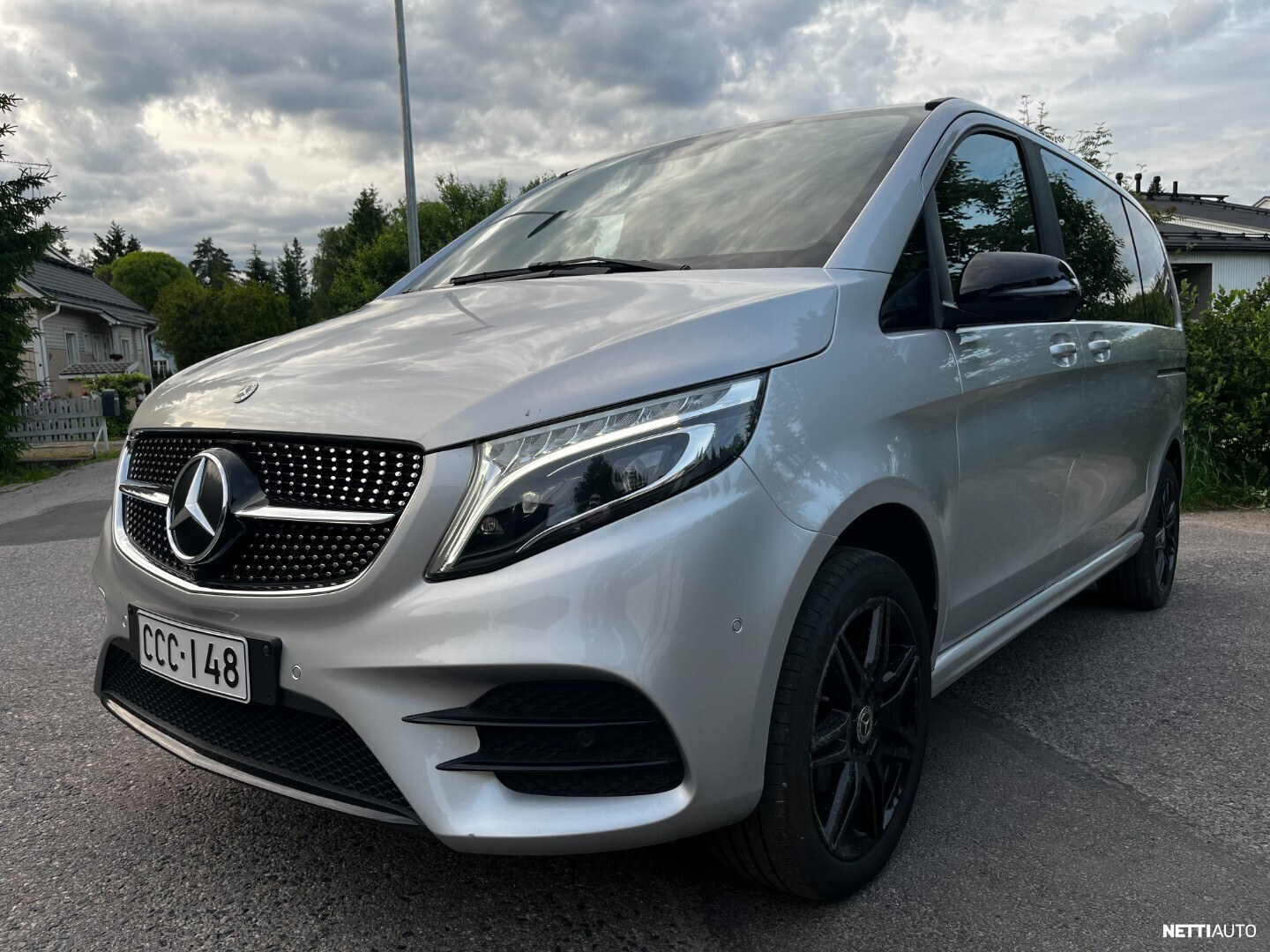 Mercedes-Benz V