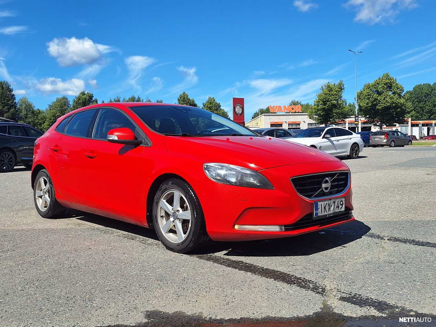 Volvo V40