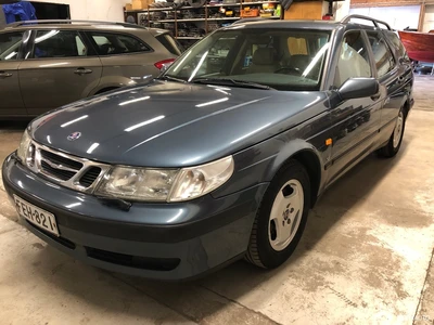 Saab 9-5 2,3T 210hv wagon SE 1999, kuva 5/37
