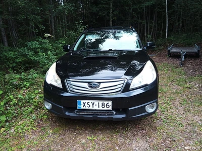 Subaru Outback 2,0 TD VA 6MT 2011, kuva 1/24