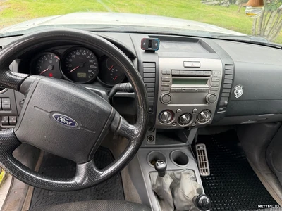 Ford Ranger Double Cab 2,5 TDCi 4x4 AC 2010, photo 6/12