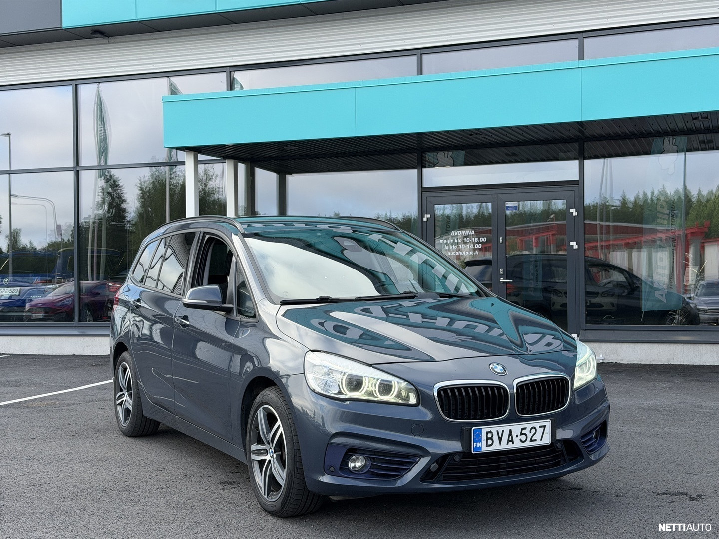 BMW 220