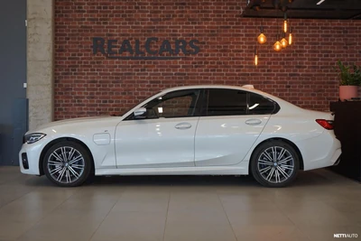 BMW 330 330e Sedan M Sport 2020, kuva 4/18