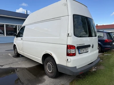 Volkswagen Transporter 2010, photo 2/4