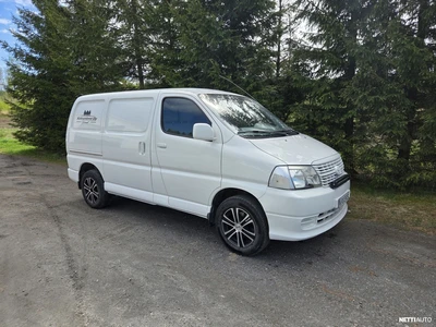 Toyota Hiace 2007, photo 7/9