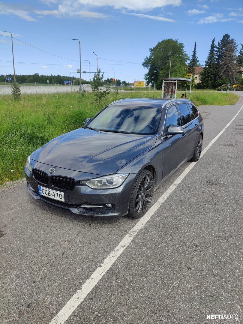 BMW 330