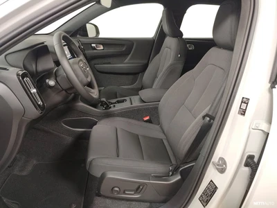 Volvo EX40 Twin Plus 2027, photo 3/5