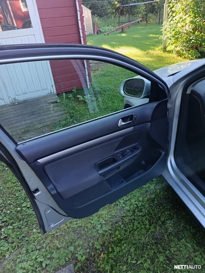 Volkswagen Jetta 2006, kuva 7/17