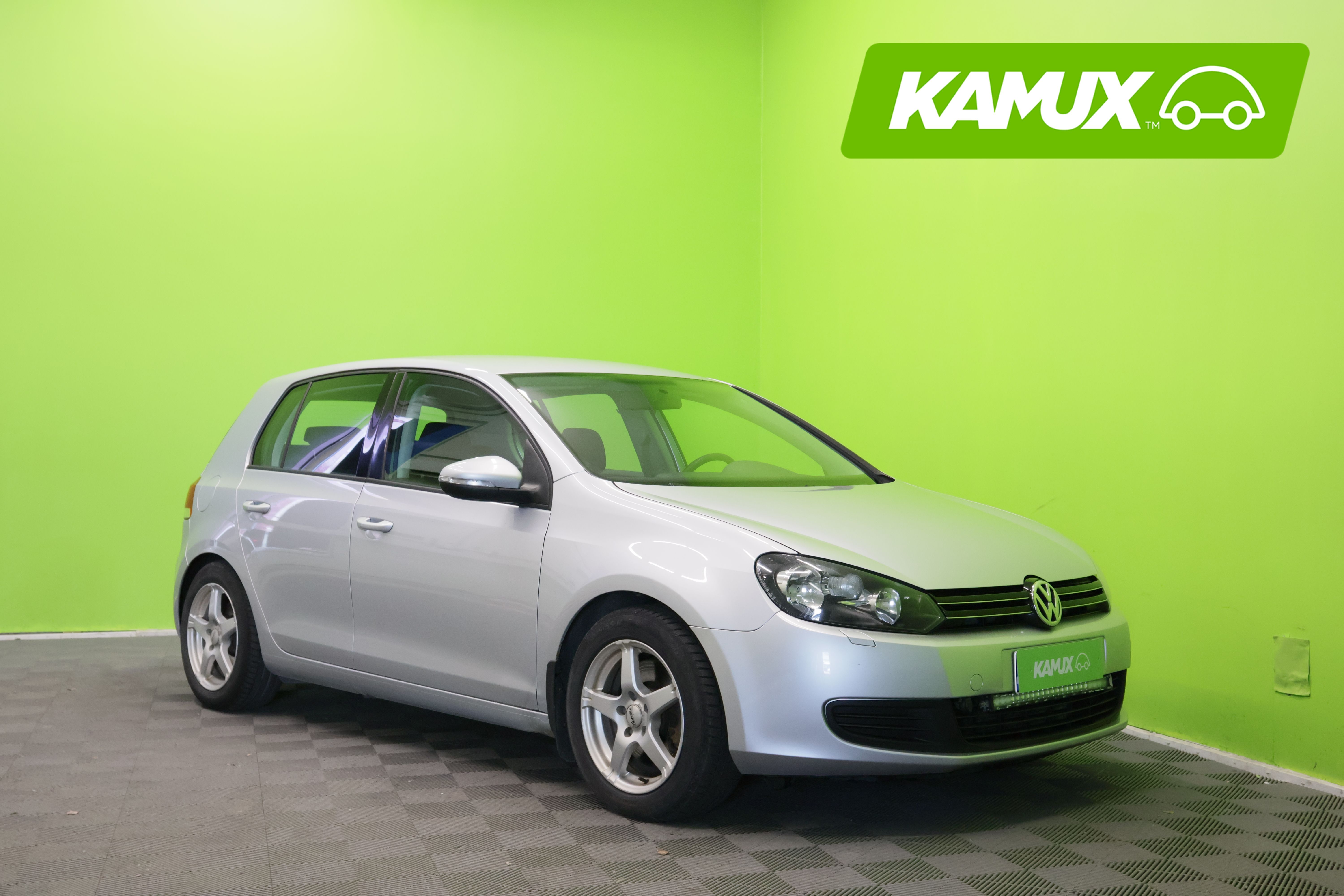 Volkswagen Golf Comfortline 1,4 TSI 118 kW, DSG-autom. 4-ovinen