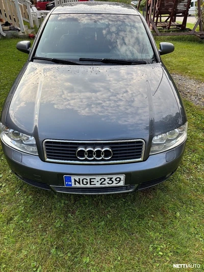 Audi A4 2004, photo 6/14
