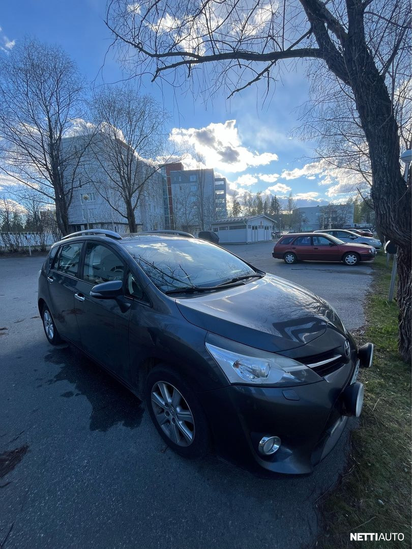 Toyota Verso