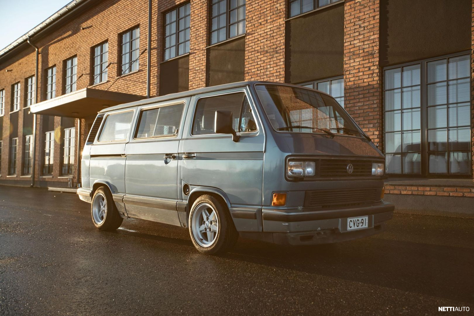 Volkswagen Caravelle