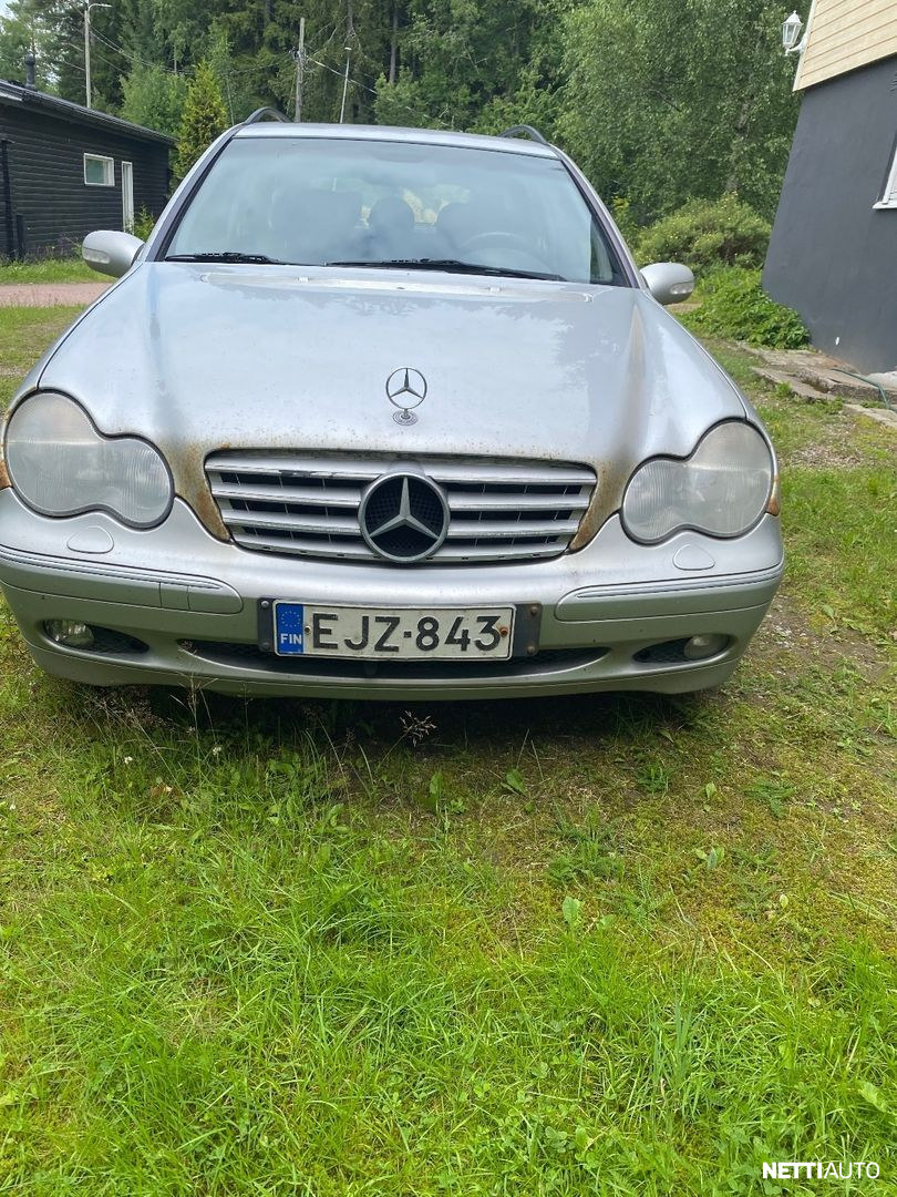 Mercedes-Benz C 220
